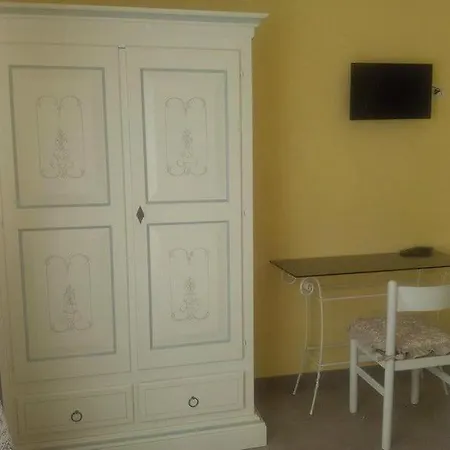 Nonna Anita Palace 4* 나르니