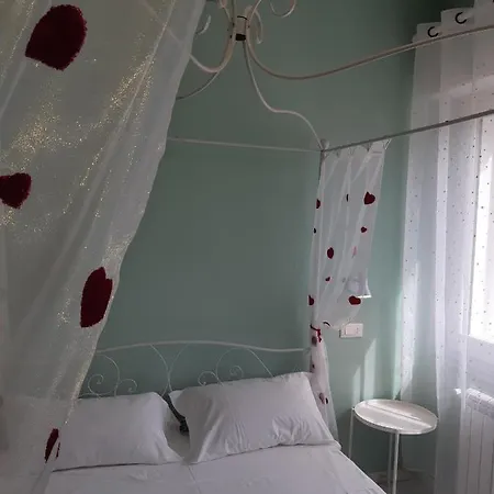 Nonna Anita Palace 호텔 나르니