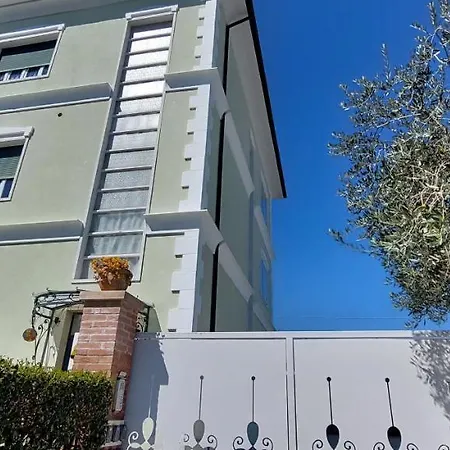 מלון Nonna Anita Palace