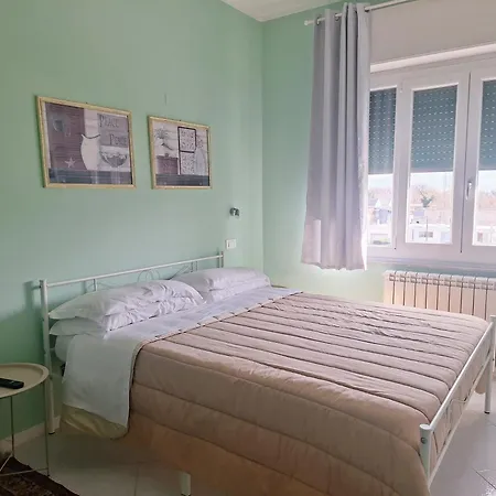 Nonna Anita Palace נארני