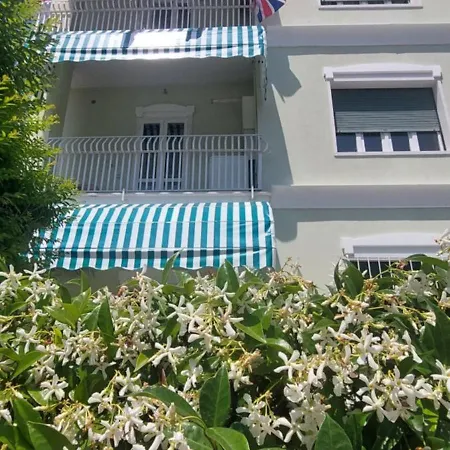 호텔 Nonna Anita Palace 나르니